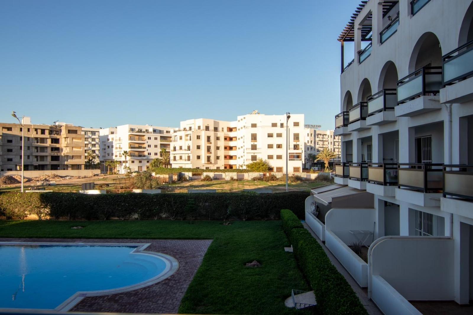 Prime Apt Near Beach With Pool, Amenities, Activities Deals 阿加迪尔 外观 照片